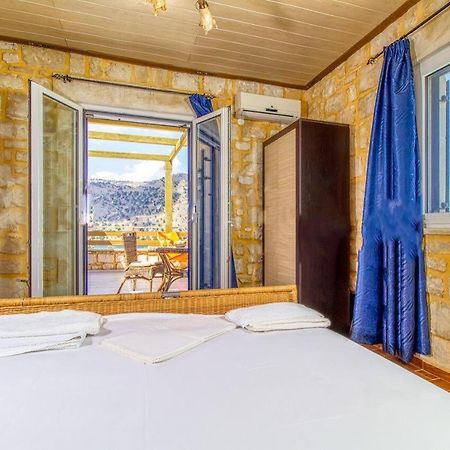 Lake Villas II Mouríon エクステリア 写真